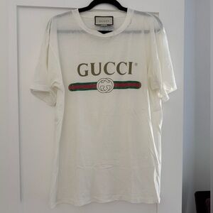 GUCCI T-Shirt *Authentic*